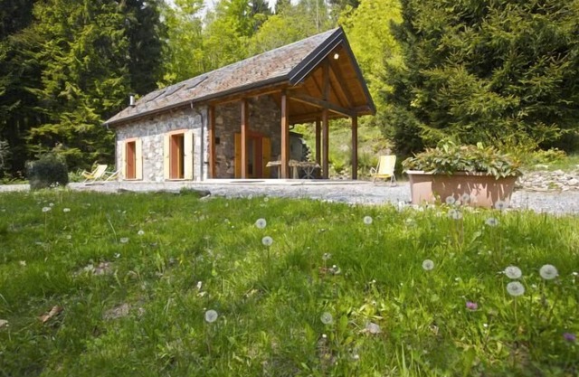 Free-standing 3-bedroom house in Rusticostil with giant lake view