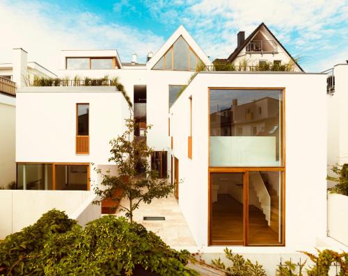 "Friedrich und Franz" by FeWoZauber, 8 Pers, Zentral, 250m Strand, Tiefgarage, Design Architektur