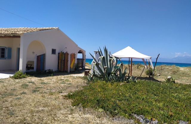 Front beach holiday house