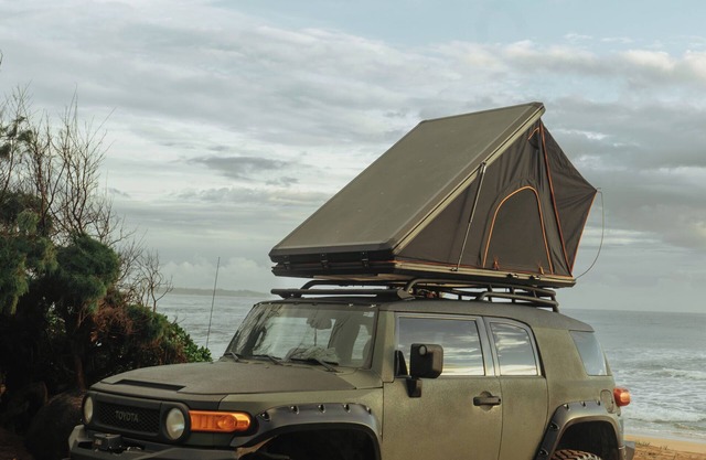 Fully Decked Lifted 4WD Green FJ Cruiser!