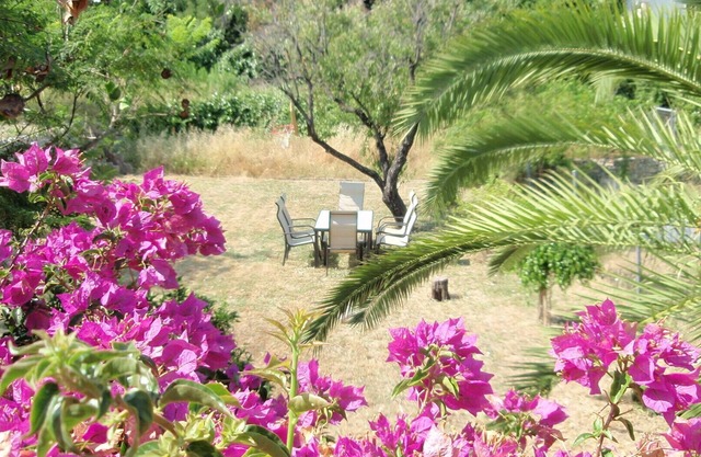 Fully equiped 2 bed apartment costa blanca (further 1 bed apartment available)