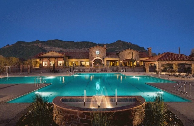 Fully Equipped Las Sendas Home in Active Golf & Tennis Community