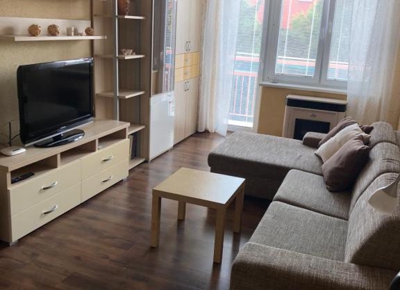 Fully furnished 2-bedroom apartment