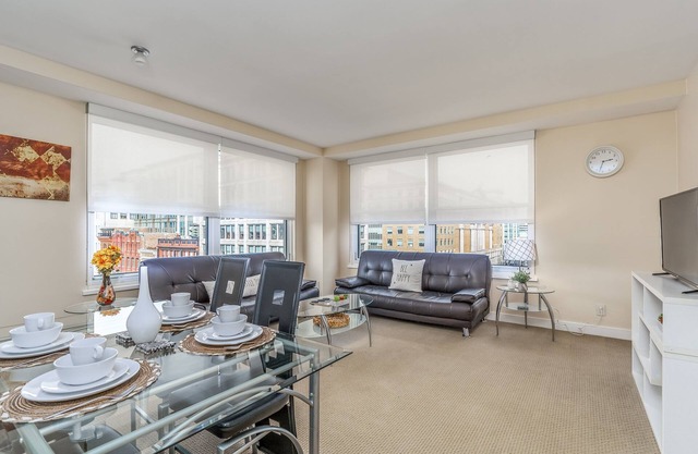 Fully Furnished 2 Bedroom Apartment in Washington DC by RedAwning