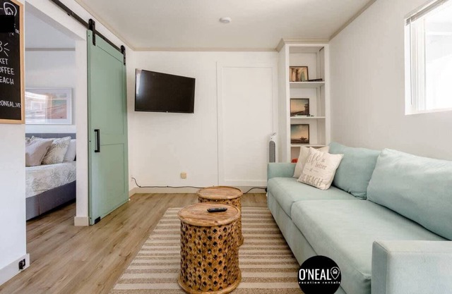 Fully Furnished East Cliff Apartment