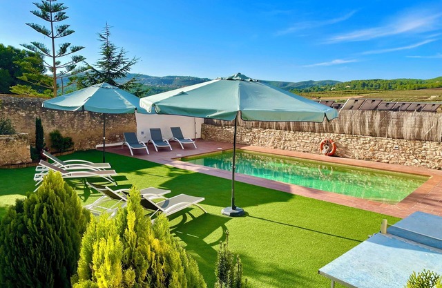 Fully reformed former wineyard in Beautiful surrounding. Home of great standard