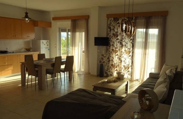 Fully rennovated apartment,with great view of the sunset and close to the beach.