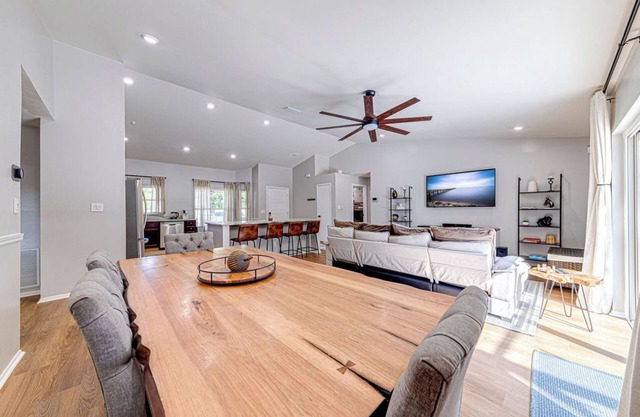 Fun In the Sun: Near Disney, Universal, Sea World + Game Room + Heated Pool
