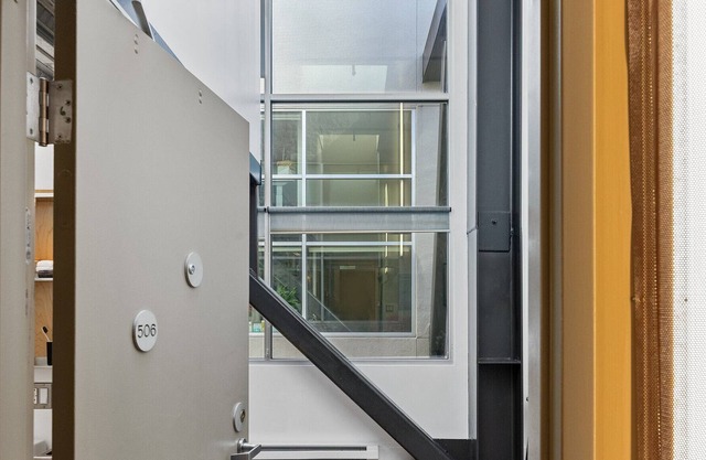 Furnished 2bd @ SF Civic Center