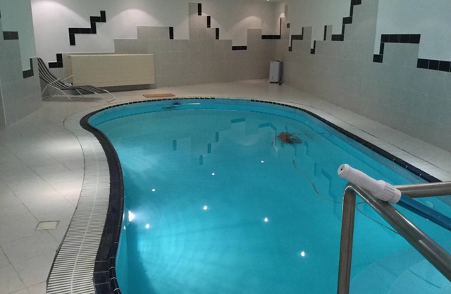 Furnished accommodation with indoor pool