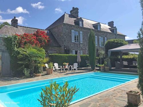 Gîte élégant avec piscine partagée et jardin, proche Bagnoles de l'Orne - FR-1-497-199