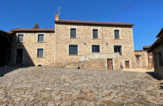 Gîte chez GAREL 15 personnes avec spa