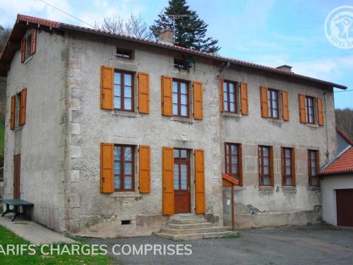 Gîte Confort au Cœur de l'Auvergne – Animaux Admis - FR-1-496-197
