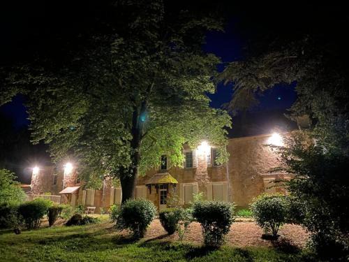 Gîte de charme à Souvigny avec jardin et animaux acceptés - FR-1-489-583
