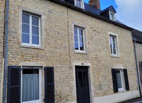 Gîte de charme, salle de jeux, proche plage du débarquement