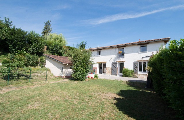 Gîte La Blanche Longère, furnished holiday home, graded 4*