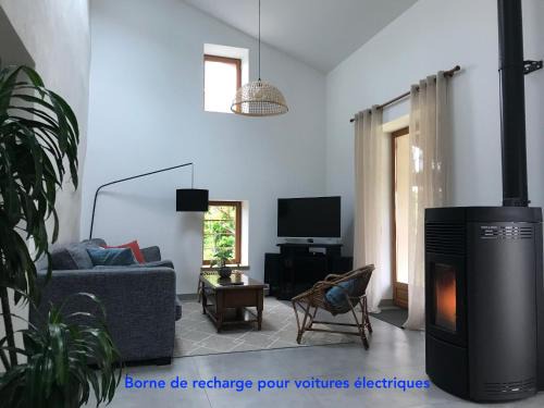 Gîte rénové avec jardin, proche loisirs et commerces, à une heure de Nancy et Metz - FR-1-584-168