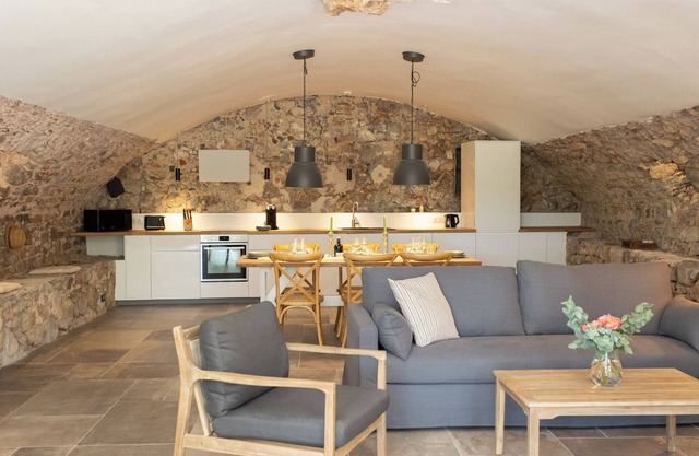 Gîte Syrah Confortable et Raffiné Pour 6 Personnes au Coeur D'un Vignoble Varois