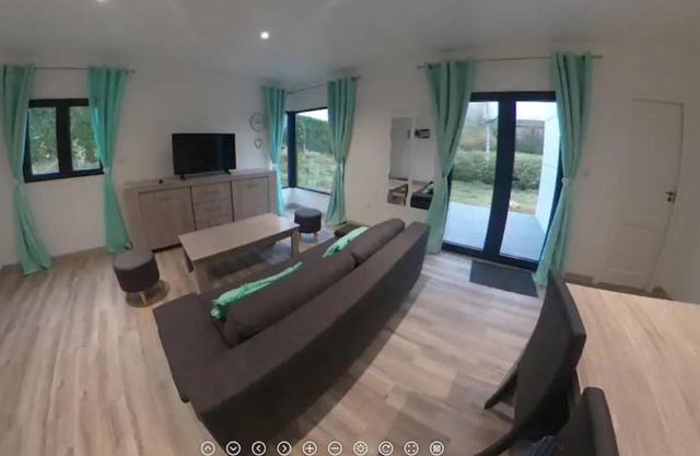 Gîte Le Pixien D 4 à 6 personnes 15 min Charleville