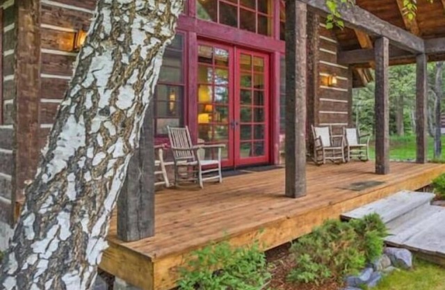 G-Bar-N Stetson Log Home