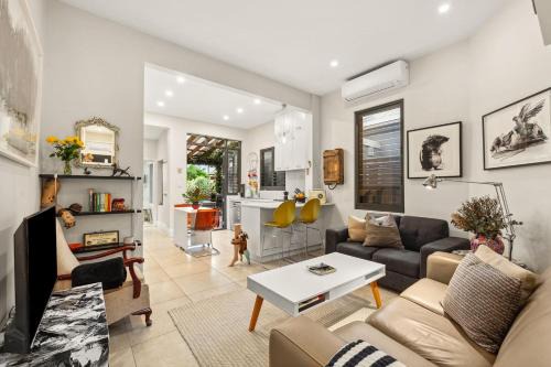 'Gallery Getaway' Newtown - Alexandria Creative Hub