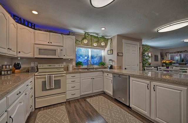 Game Room + Hot Tub: Salt Lake City Area Apt