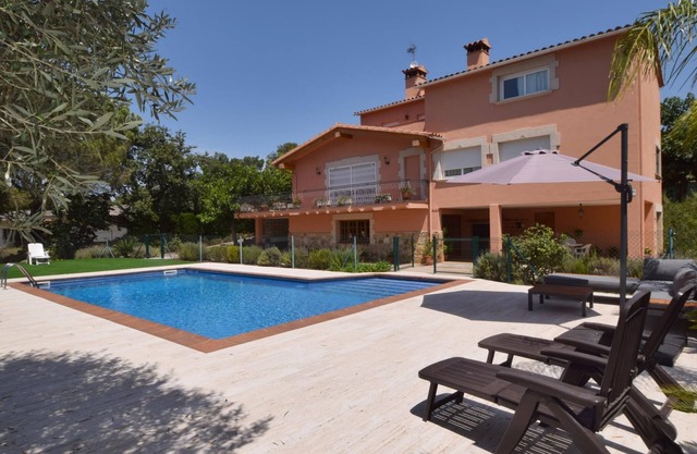 Gaudí CostaBravaSi - Pool, garden, barbecue