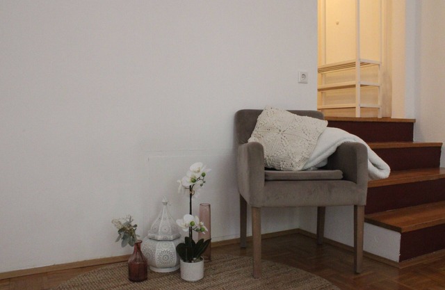 Gemütliche Wohnung mit Küche & WLAN nahe Tram/SBahn