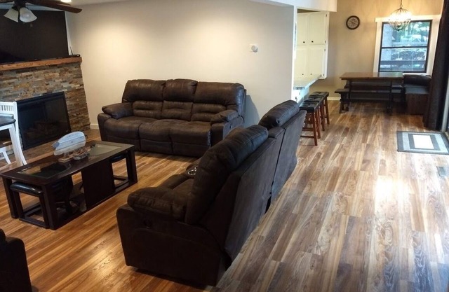 Getaway on BEAUTIFUL Balsam Lake, WI