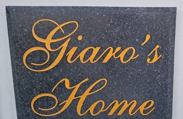 Giaro's Home