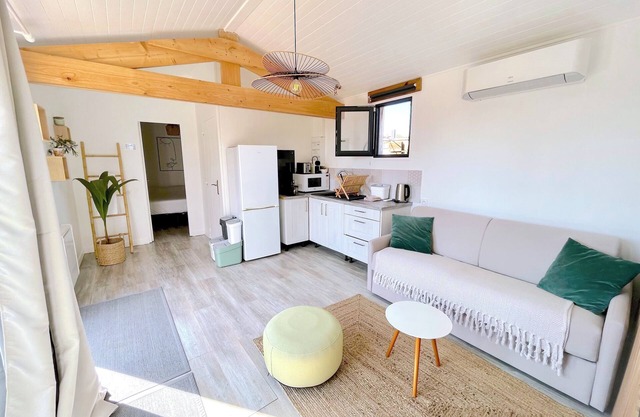 Gite 2 to 6 pers. NUIKI Lodges