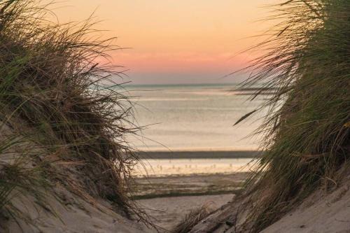 Gite au pied des dunes, 200m de la plage