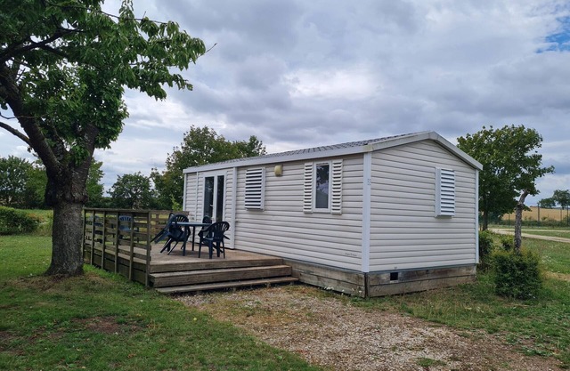 Gite Bures, 2 bedrooms, 4 persons