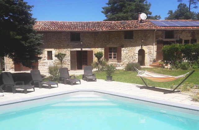 Gite Charentais, Le Coin Arboré