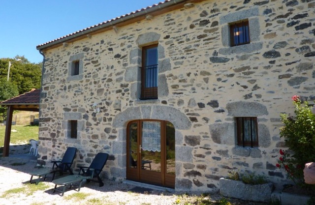 Gite Clavières, 2 bedrooms, 4 persons
