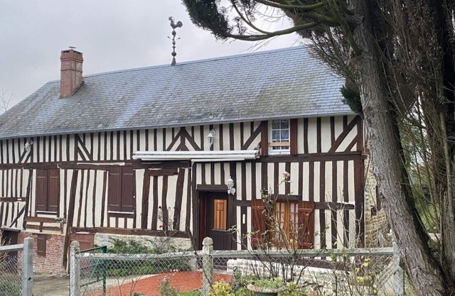 GITE CLOSE TO THE VILLAGE OF CAMEMBERT