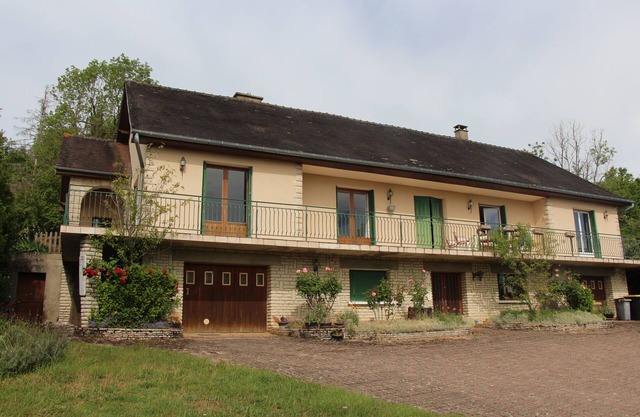 Gite Confortable Avec Cheminée, Jardin Arboré, Grande Terrasse Panoramique