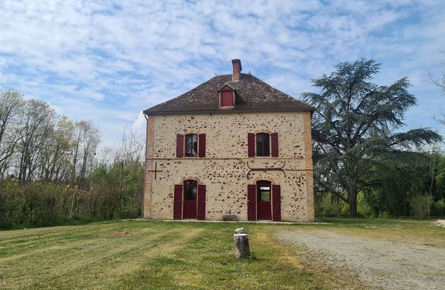 Gite Le Blanc, 4 bedrooms, 10 persons
