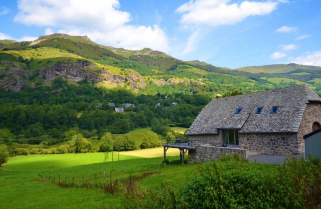 Gite Le Falgoux, 2 bedrooms, 4 persons