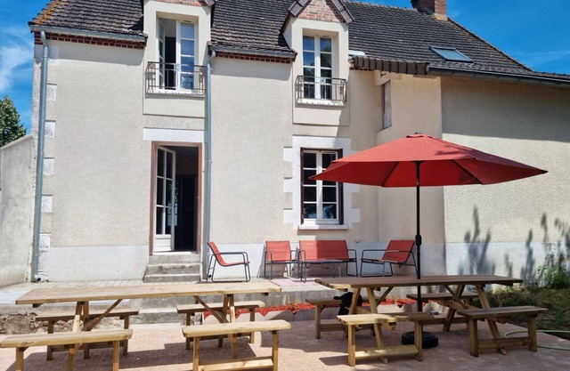 Gîte les 2 cygnes: a gentle adventure on the banks of the Loire