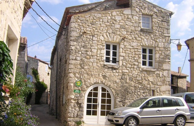 Gite Les Remparts in La Garde Adhémar (Drôme Provençale)
