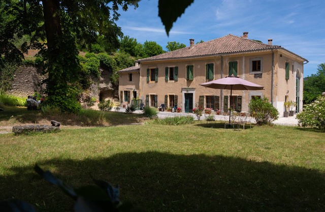 Gîte Les Tilleuls, in the southern Cévennes, nature, serenity and llama discovery