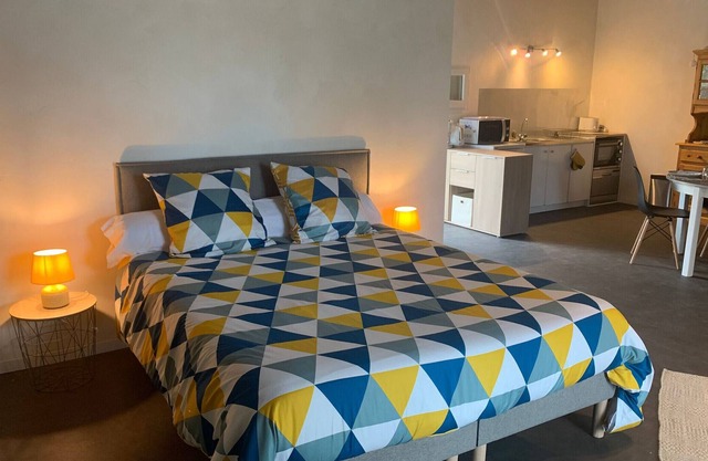 Gite Neuvy-Deux-Clochers, studio flat, 4 persons