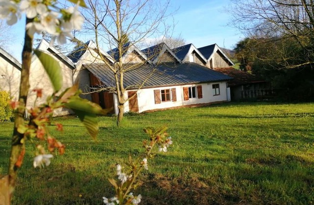 Gite Pyrénées de charme jacuzzi 2/3 pers