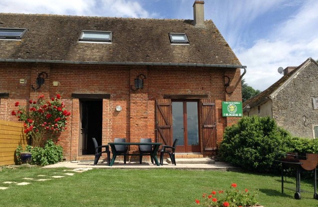 Gite Saint-Clair-sur-Epte, 2 bedrooms, 3 persons