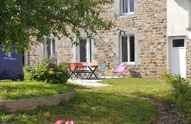Gite Saint-Denis-le-Vêtu, 4 bedrooms, 8 persons