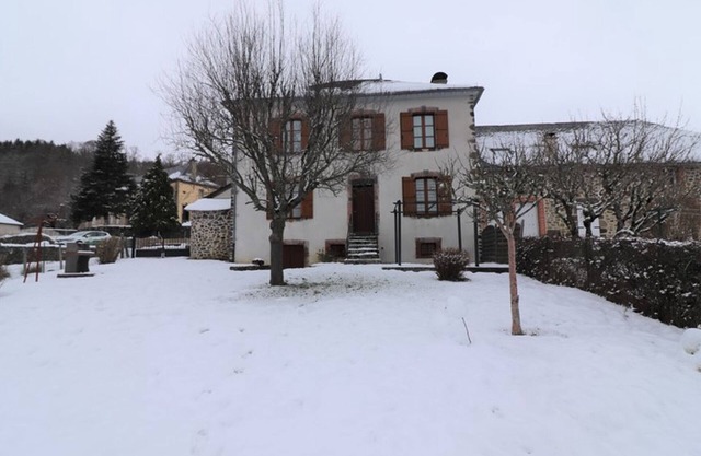 Gite Sainte-Eulalie, 5 bedrooms, 9 persons