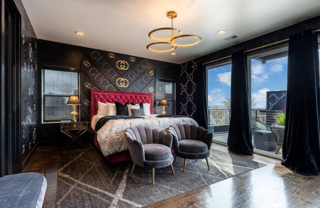 Glamour on the Rocks - Fashion Haus - Couture Murals & Rooftop Views