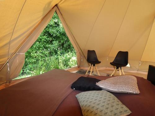 Glamour Tent in Frisian Woods near Cycling Route, cleaning included