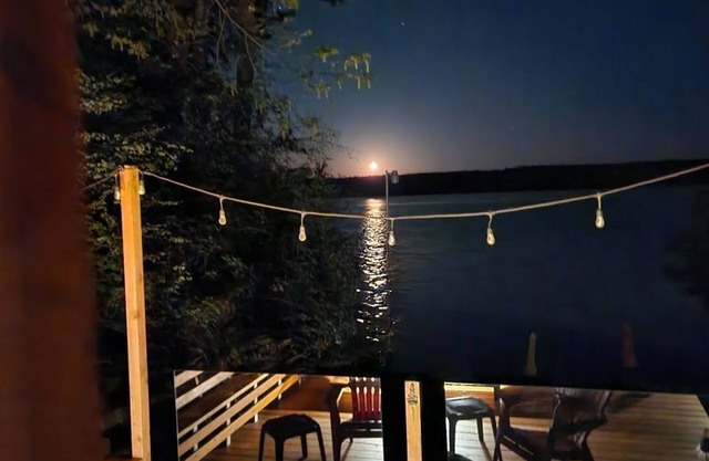 Glamping on the Puget Sound - Small Waterfront Cabin